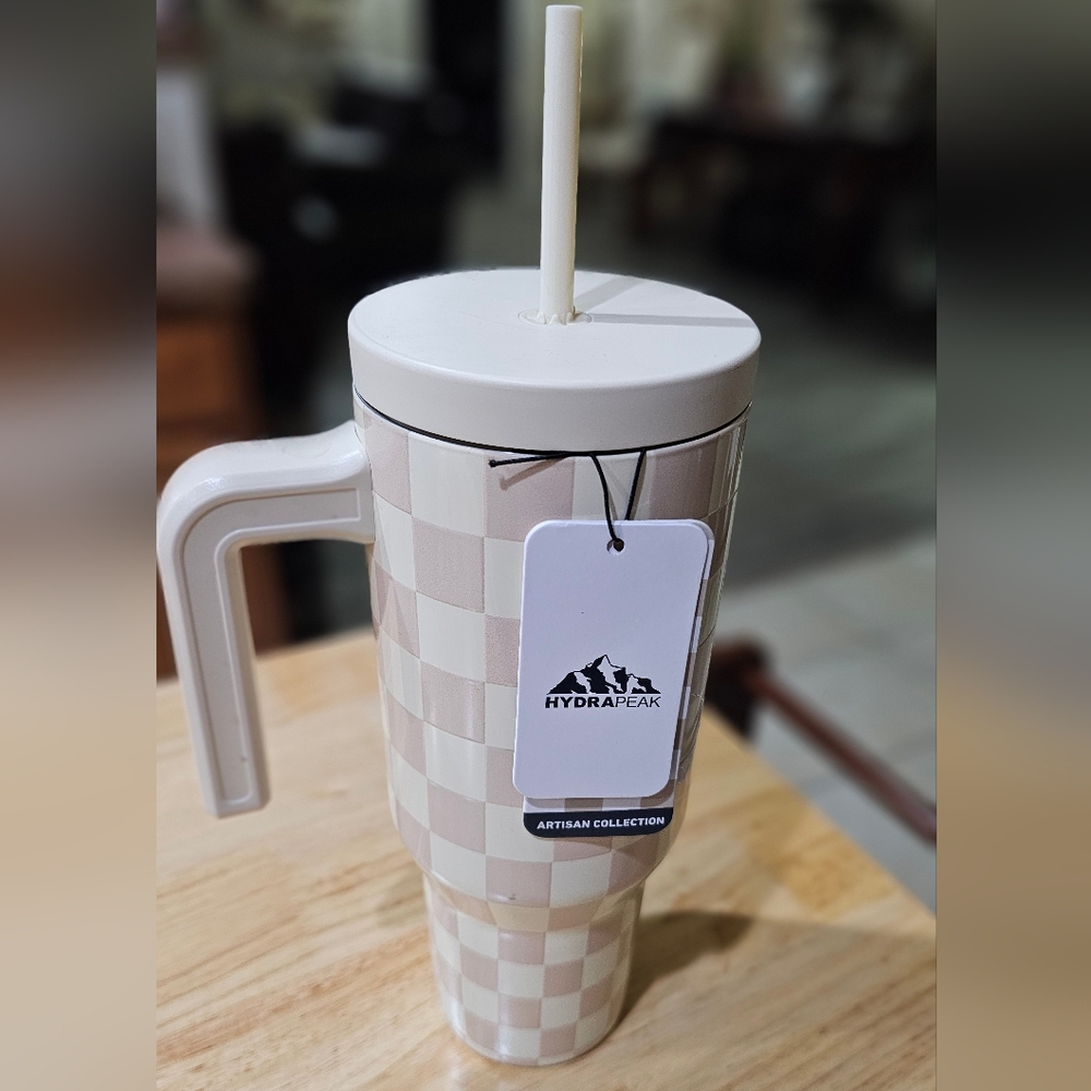 Hydrapeak Insulated 40 oz Voyager Tumbler with Straw Checkered Cream NWT - Picture 1 of 10